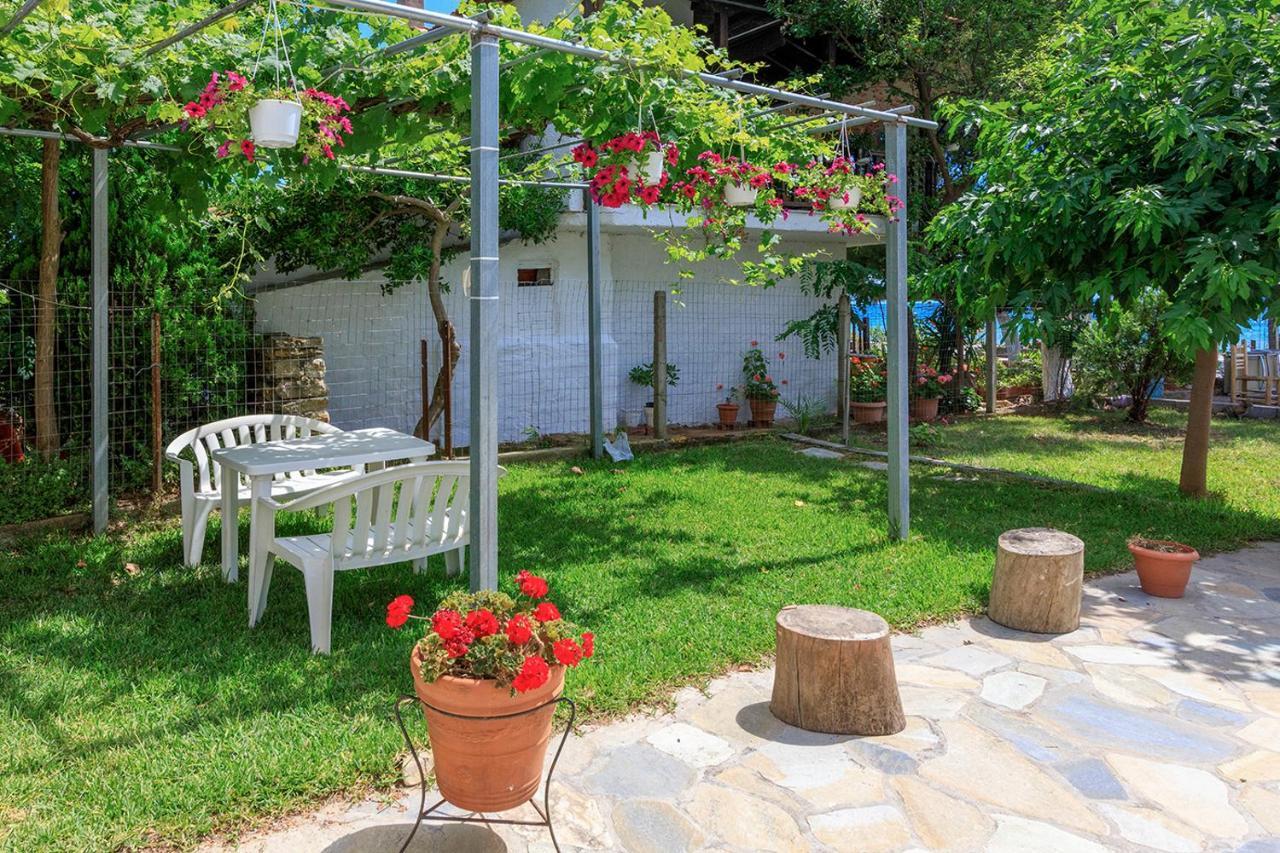 ניקיטי Agapitos Apartments מראה חיצוני תמונה